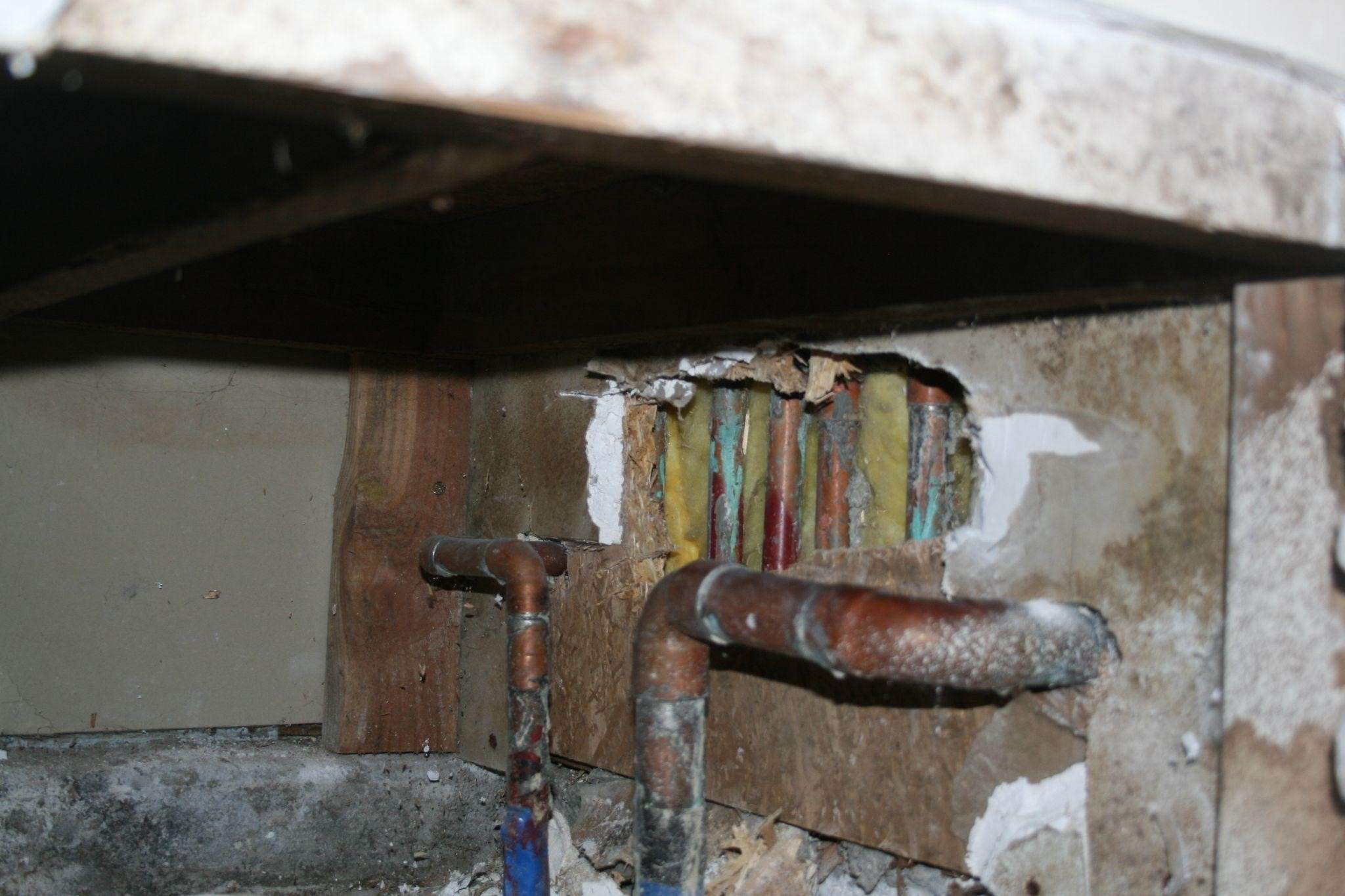 PEX pipe leak repair